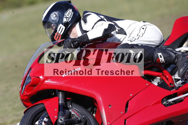 /Archiv-2025/49 26.08.2025 Cornu Master School ADR/blau-bleu/5